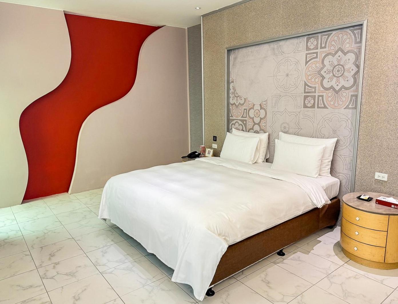 צ'יאיי סיטי All-Ur Boutique Motel -Chia Yi Branch מראה חיצוני תמונה