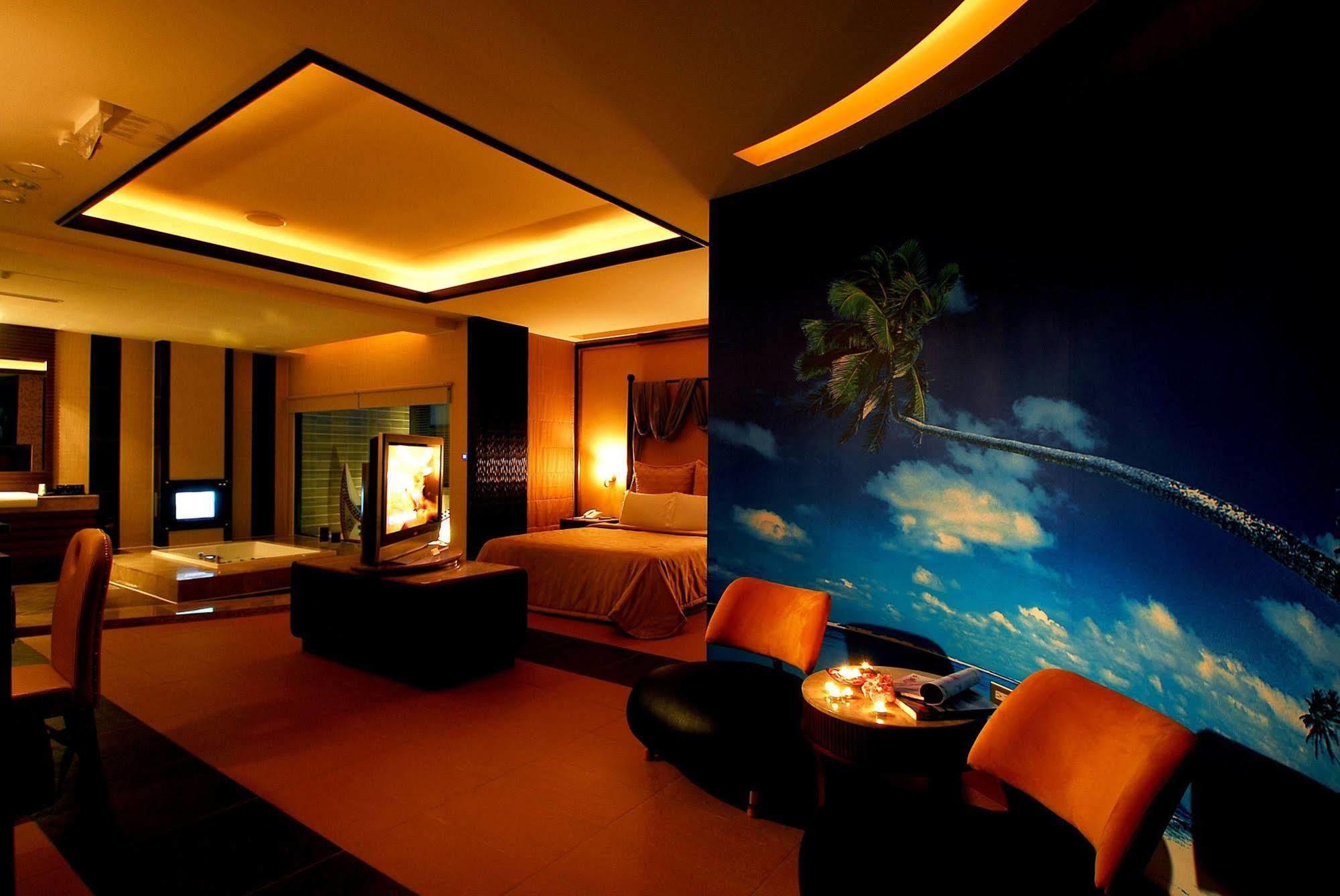 צ'יאיי סיטי All-Ur Boutique Motel -Chia Yi Branch מראה חיצוני תמונה